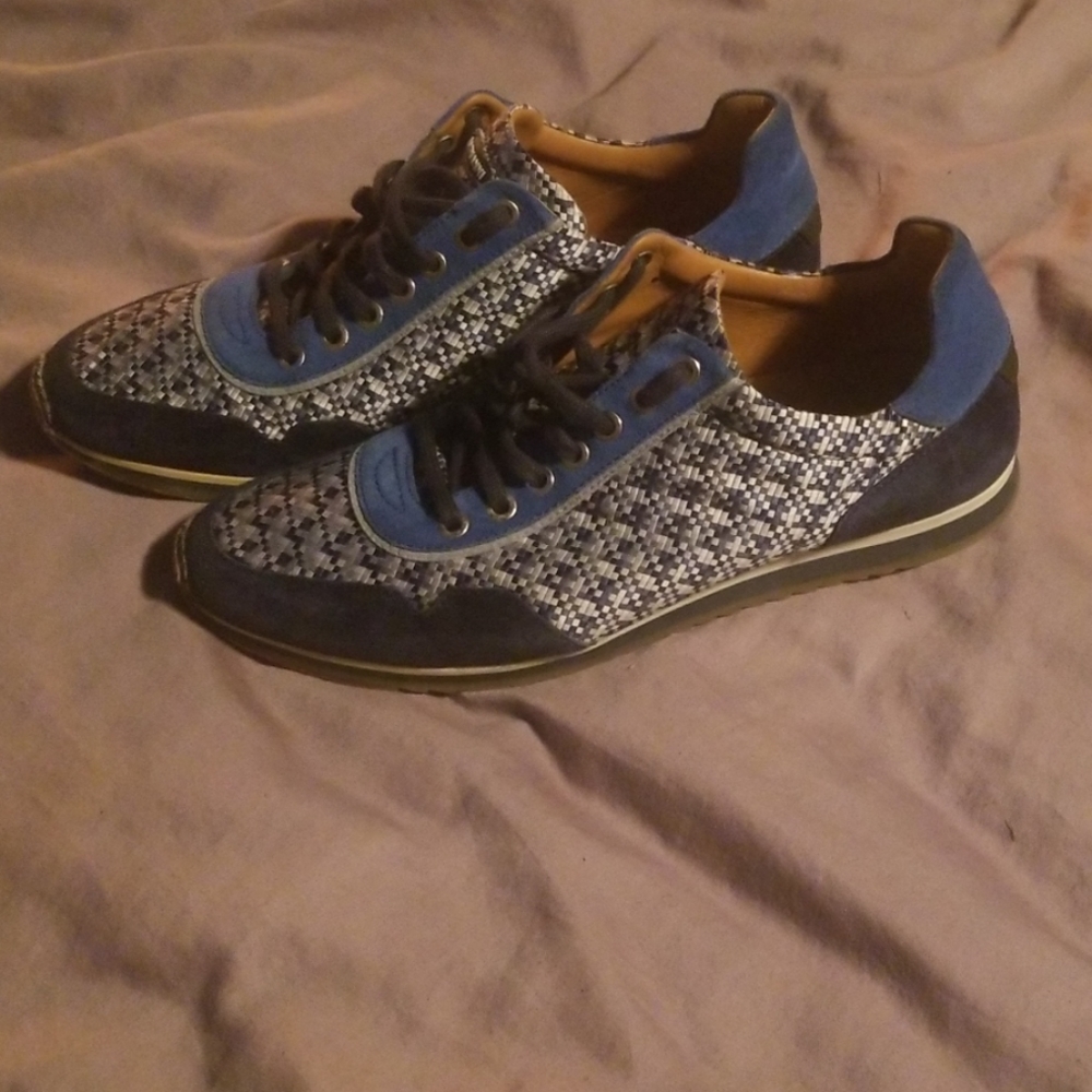 Magnanni designer Men Sport shoes